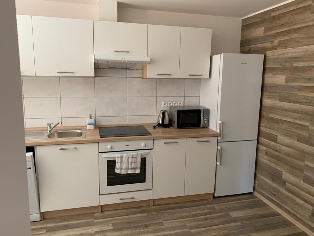 Ubytovani U Koupaliste Velke Mezirici Exterior photo